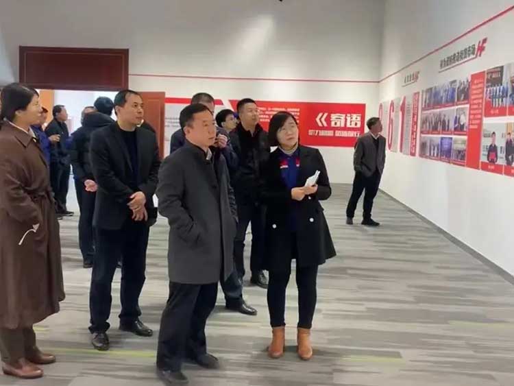 市发展改革委一行莅临公司参观调研